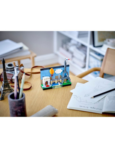 Postcard - Paris - Creator LEGO 40568