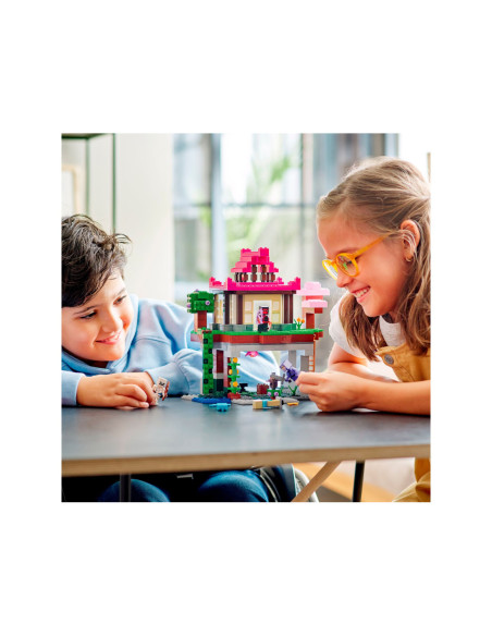 Training Center - Minecraft® LEGO 21183