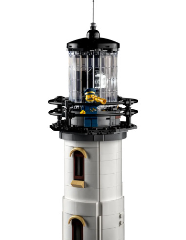 Motorized Lighthouse - Ideas LEGO 21335