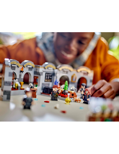 Hogwarts Castle: Potions Class - Harry Potter LEGO 76431
