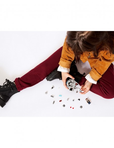 Millennium Falcon™ Micro Fighter - LEGO 75295