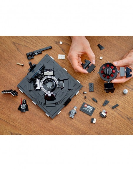 Darth Vader™ and his meditation chamber - LEGO 75296