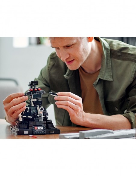 Darth Vader™ and his meditation chamber - LEGO 75296