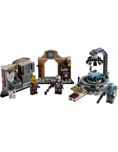 The Mandalorian Armorer's Forge - LEGO 75319 2
