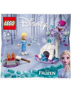 Elsa and Bruni the newt in the forest - LEGO 30559